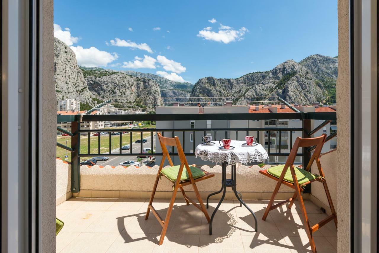 Natali Lägenhet Omiš Exteriör bild